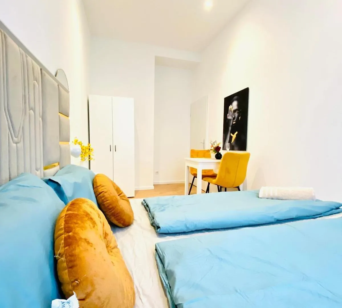 Ottakring Gem Shared 4-Br Retreat Breathtaking City Views ウィーン 0*,  オーストリア