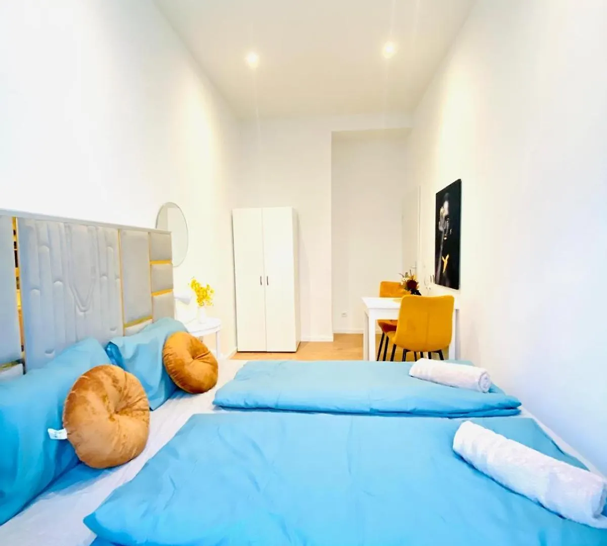 Ottakring Gem Shared 4-Br Retreat Breathtaking City Views ウィーン 0*,