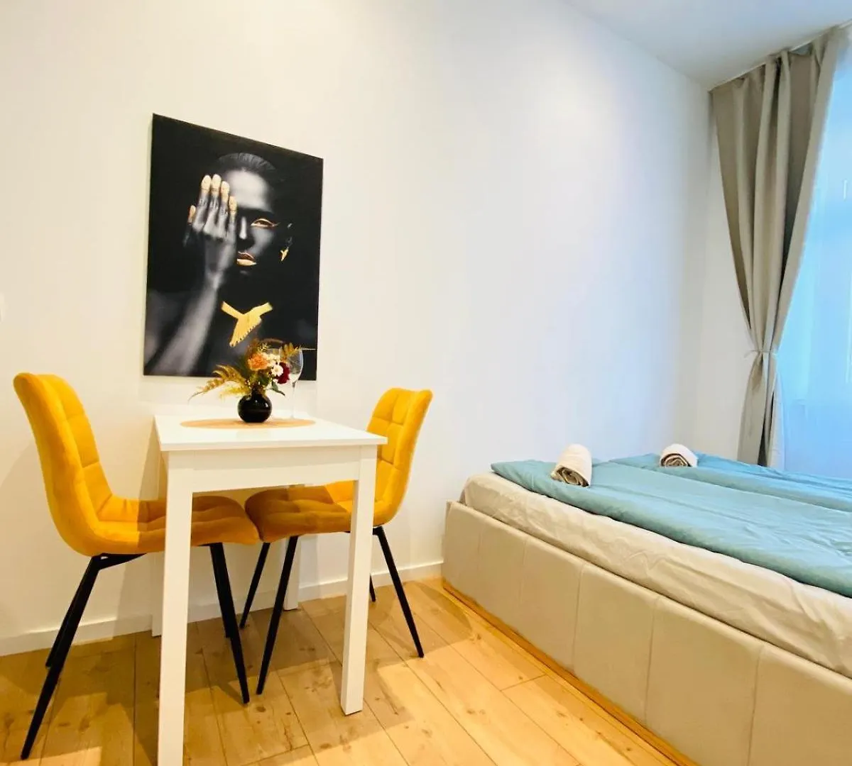 アパート Ottakring Gem Shared 4-Br Retreat Breathtaking City Views ウィーン オーストリア